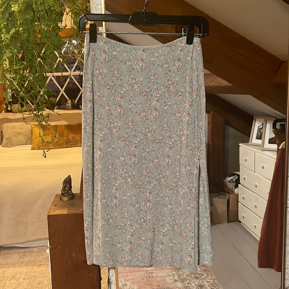 Brandy Melville midi half slit skirt